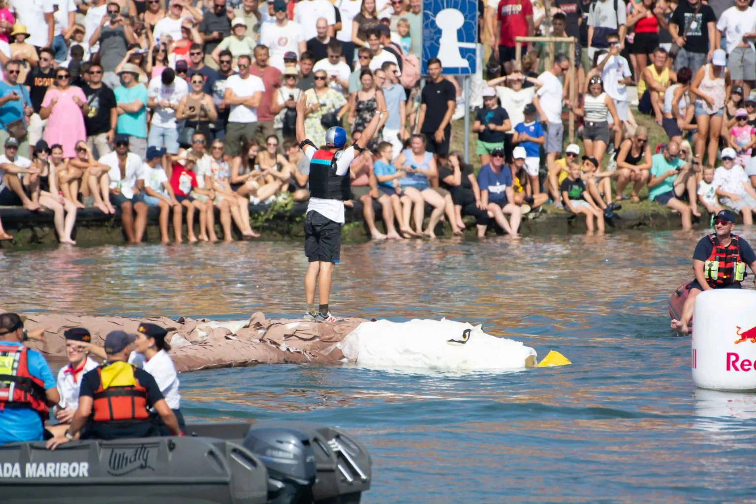 Redbull_flugtag-22